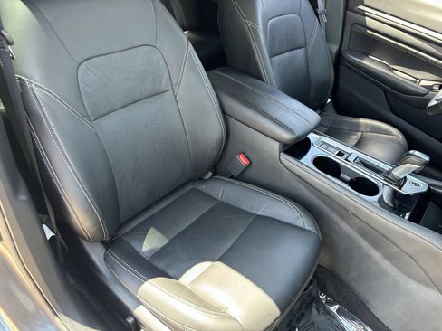 Used 2023 Nissan Altima 2.5 SL FWD image 25