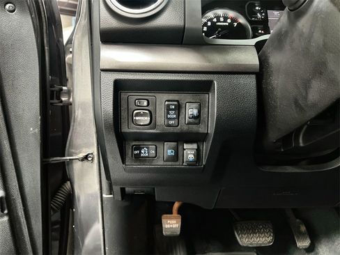 Used 2019 Toyota Tundra SR5 image 13