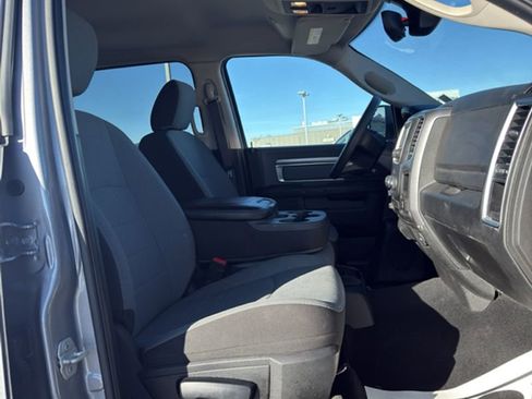 Used 2023 RAM 1500 Classic SLT image 17