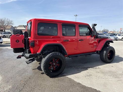 Used 2018 Jeep Wrangler Unlimited Rubicon image 2