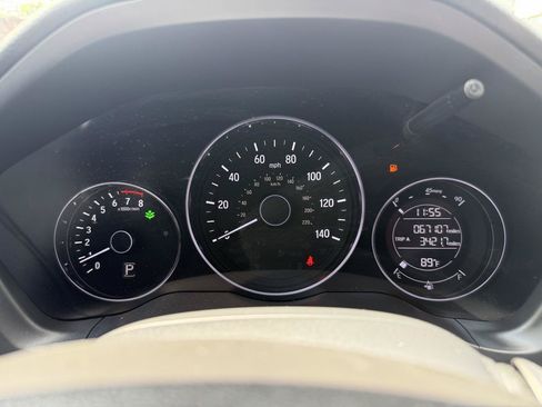 Used 2022 Honda HR-V LX image 17