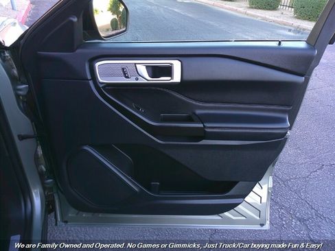 Used 2020 Ford Explorer Limited image 35