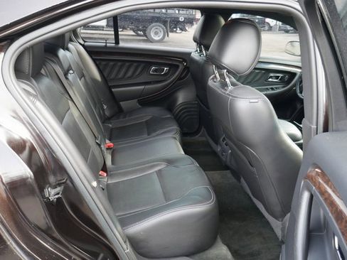 Used 2013 Ford Taurus Limited image 25