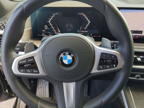 Used 2025 BMW X7 xDrive40i w/ M Sport Package image 30