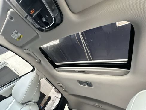 Used 2022 Hyundai Tucson SEL w/ Convenience + Premium Package FWD image 17