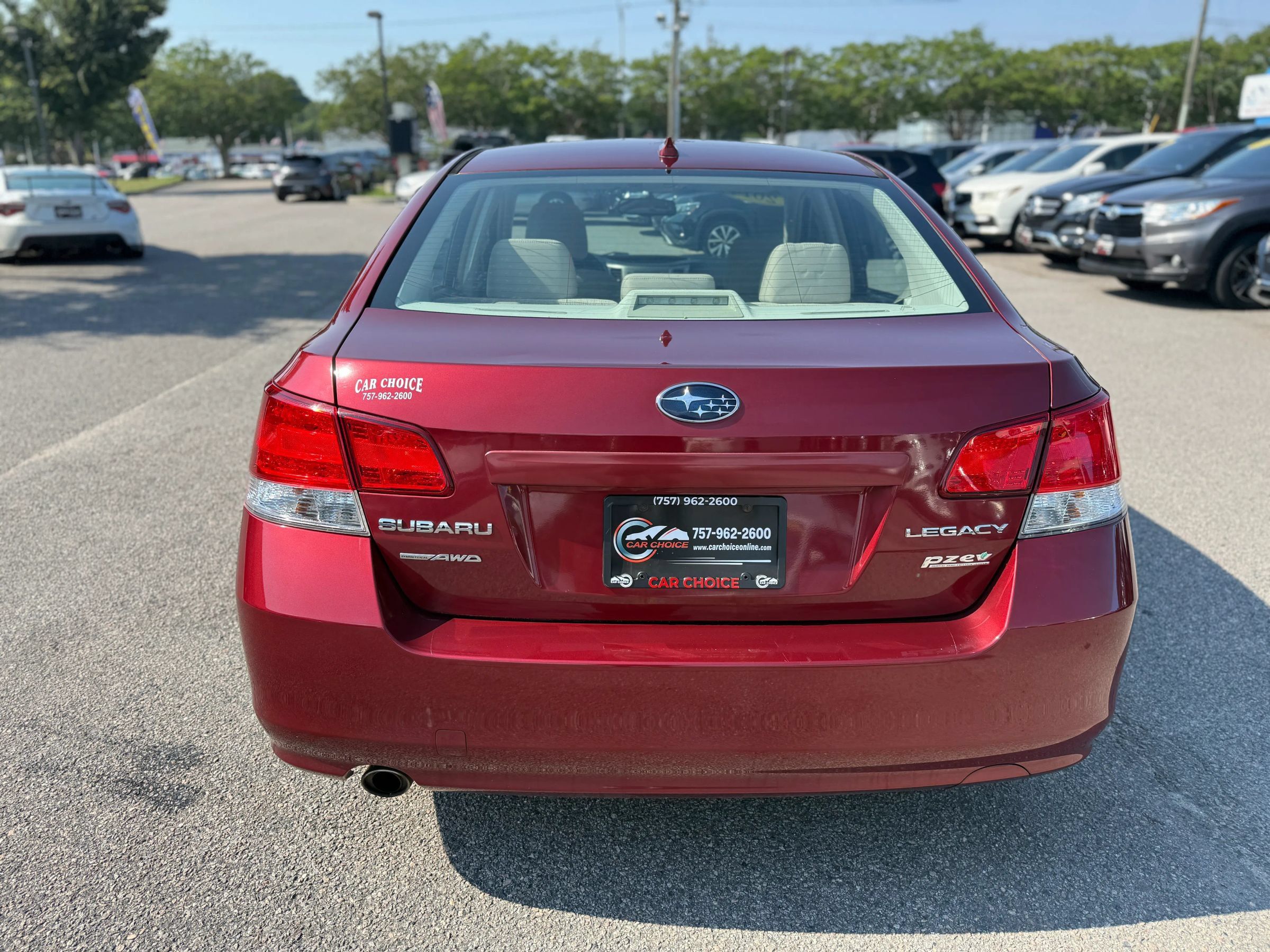 Used 2014 Subaru Legacy 2.5i Premium AWD/4WD image 9