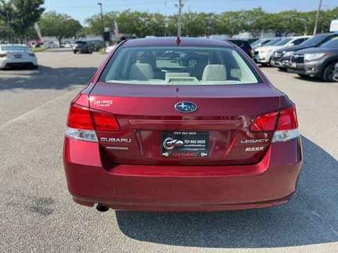 Used 2014 Subaru Legacy 2.5i Premium AWD/4WD image 9