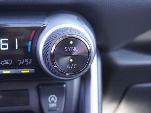 Certified 2025 Toyota RAV4 XLE image 27