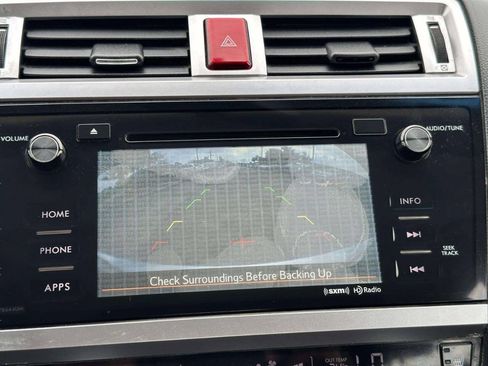 Used 2015 Subaru Legacy 2.5i Premium w/ Moonroof Package AWD/4WD image 34