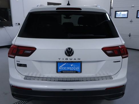 Used 2023 Volkswagen Tiguan SE image 6