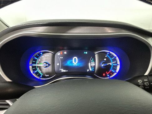 Used 2024 Chrysler Pacifica Limited FWD image 21