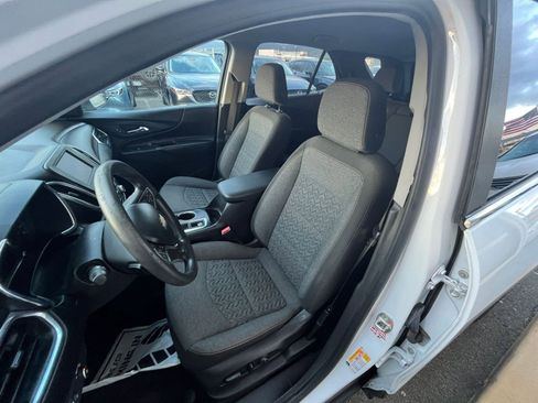 Used 2023 Chevrolet Equinox LT image 35