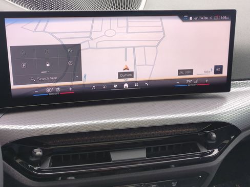 Certified 2026 BMW 330i Sedan w/ M Sport Package image 22