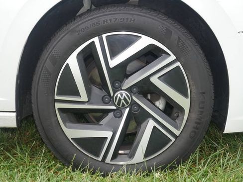 Used 2022 Volkswagen Jetta SEL FWD image 11