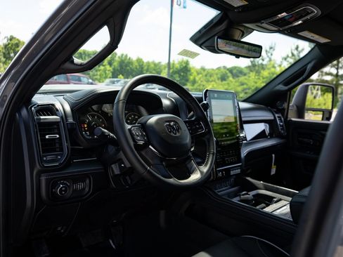 New 2026 RAM 3500 Limited AWD/4WD image 22
