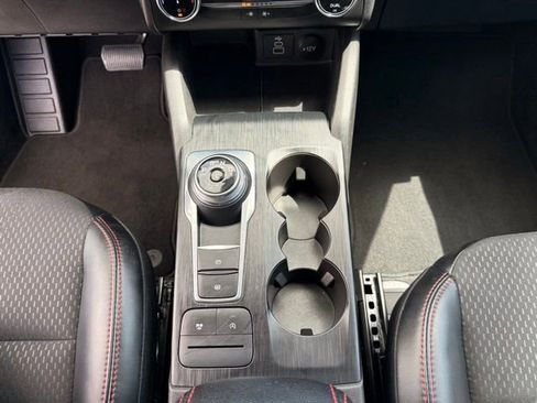 Used 2025 Ford Escape ST-Line AWD/4WD image 18