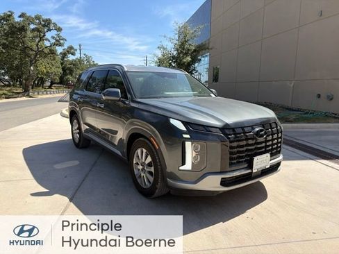 Used 2024 Hyundai Palisade SEL FWD image 6
