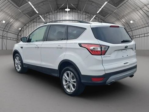Used 2018 Ford Escape SE AWD/4WD image 3