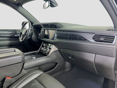 Used 2022 GMC Yukon Denali image 29