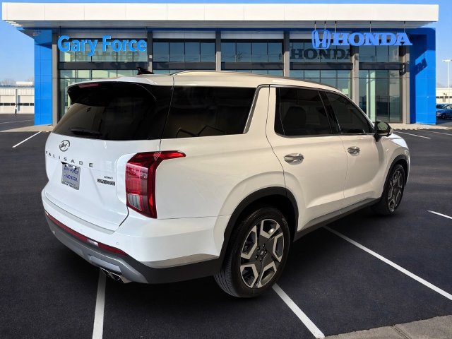 Used 2025 Hyundai Palisade SEL AWD/4WD image 2