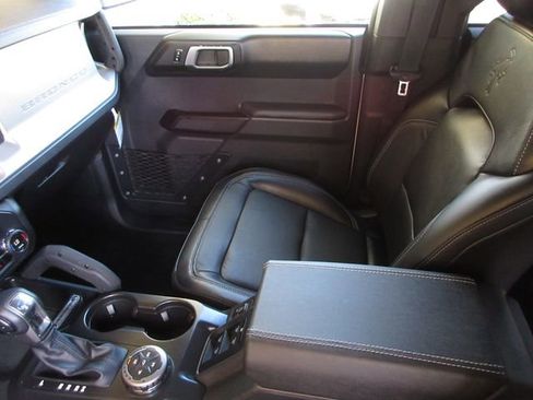 New 2026 Ford Bronco Outer Banks w/ Sasquatch Package AWD/4WD image 22