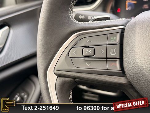 New 2025 Jeep Grand Cherokee Laredo X image 13