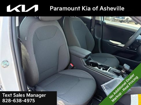 New 2026 Kia K4 FWD image 18