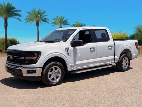 Used 2025 Ford F150 XLT w/ Equipment Group 301A Standard RWD image 32