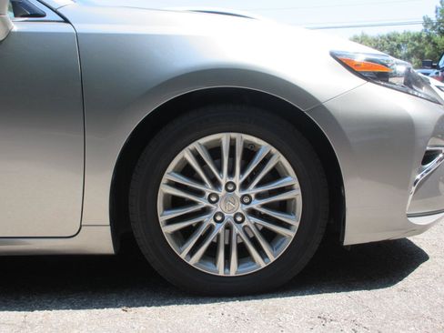 Used 2017 Lexus ES 350 w/ Premium Package FWD image 23