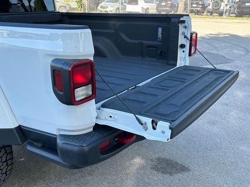 Certified 2023 Jeep Gladiator Rubicon image 46