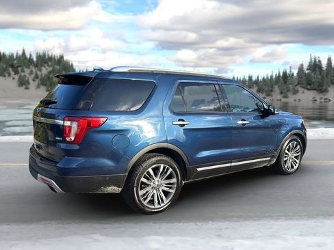 Used 2017 Ford Explorer Platinum image 5