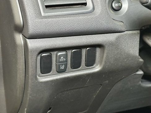 Used 2024 Mitsubishi Outlander Sport ES AWD/4WD image 22