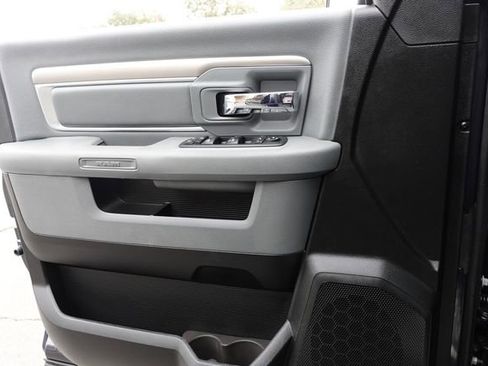 Used 2019 RAM 1500 Classic Warlock w/ Electronics Group image 17