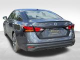 Used 2022 Nissan Altima 2.5 SV image 3