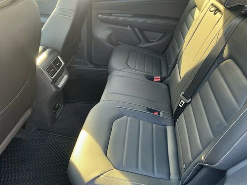 New 2026 Volkswagen Atlas Cross Sport SEL R-Line image 11