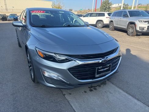 Used 2025 Chevrolet Malibu RS image 8