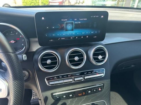 Used 2022 Mercedes-Benz GLC 300 image 21
