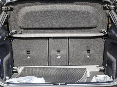 New 2025 Mercedes-Benz GLA 250 image 25