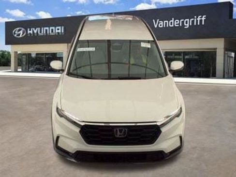 Used 2023 Honda CR-V LX image 2