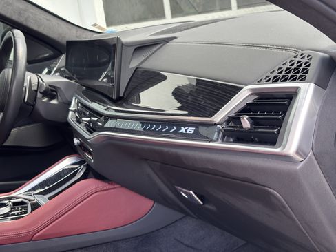 Used 2024 BMW X6 xDrive40i w/ Executive Package image 30