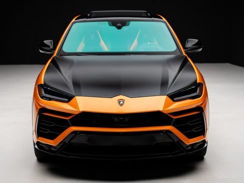 Used 2021 Lamborghini Urus AWD/4WD image 6
