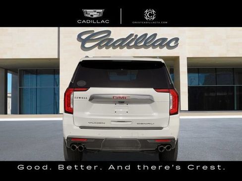 Used 2021 GMC Yukon Denali w/ Denali Premium Package AWD/4WD image 16