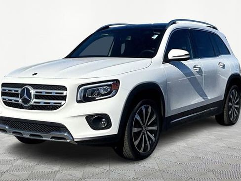 Used 2023 Mercedes-Benz GLB 250 GLB 250 image 3