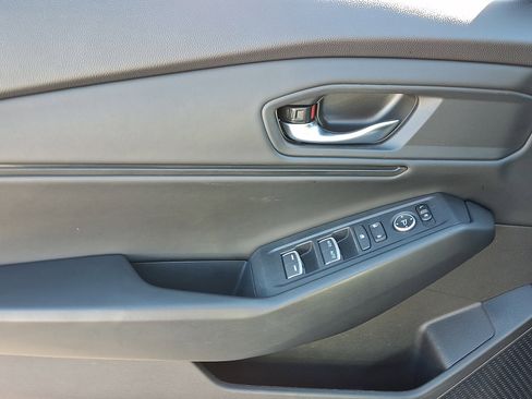 Used 2024 Honda Accord EX image 12