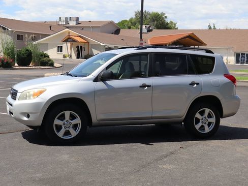 Used 2006 Toyota RAV4 4WD image 10