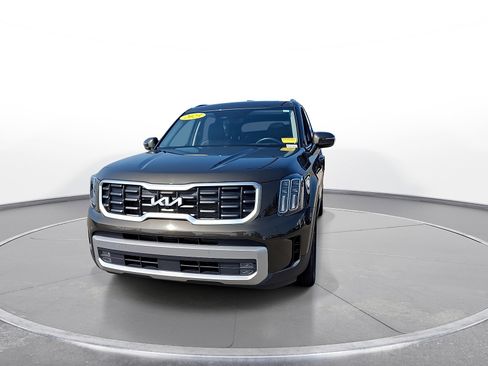 Used 2023 Kia Telluride SX AWD/4WD image 3