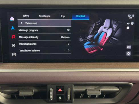 Used 2024 Porsche Cayenne Turbo image 31