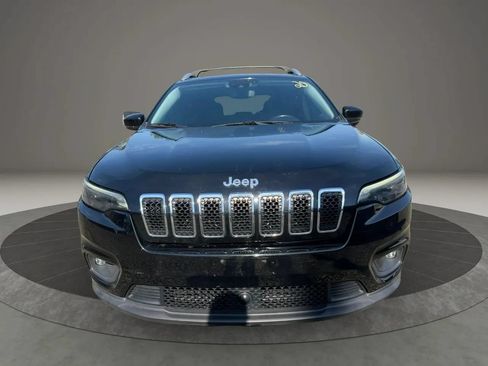 Used 2021 Jeep Cherokee Latitude Plus AWD/4WD image 2