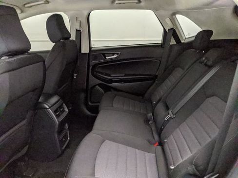 Certified 2024 Ford Edge SE image 23
