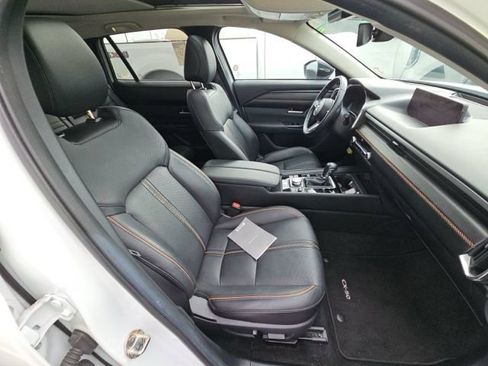 Used 2025 MAZDA CX-50 AWD 2.5 S w/ Premium Plus Pkg image 10